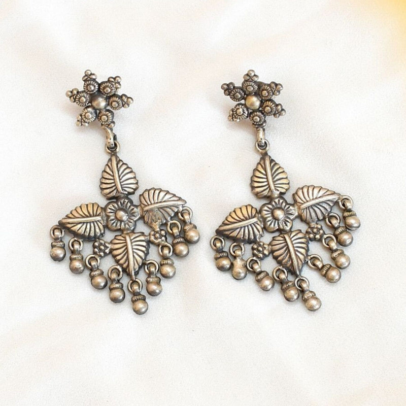Silver Floral Leaf Dangle Drop earrings