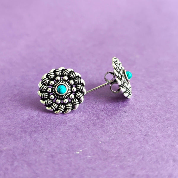 925 Sterling Silver Minimalist Flower Studs In Turquoise Stone