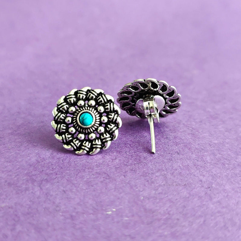 925 Sterling Silver Minimalist Flower Studs In Turquoise Stone