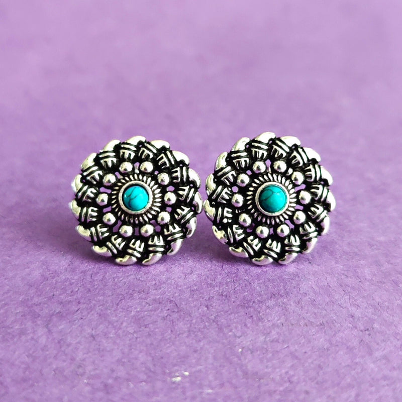 925 Sterling Silver Minimalist Flower Studs In Turquoise Stone