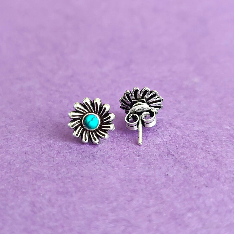 925 Sterling Silver Minimalist Studs In Turquoise Stone