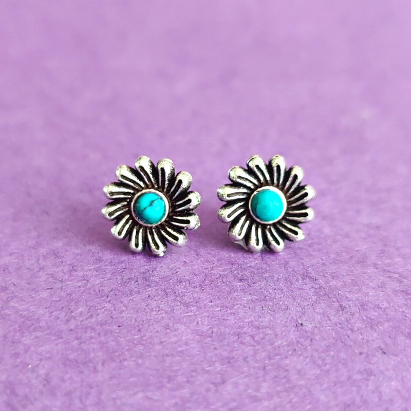 925 Sterling Silver Minimalist Studs In Turquoise Stone