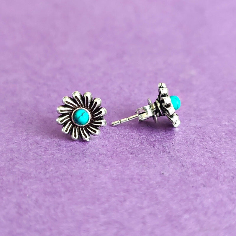 925 Sterling Silver Minimalist Studs In Turquoise Stone