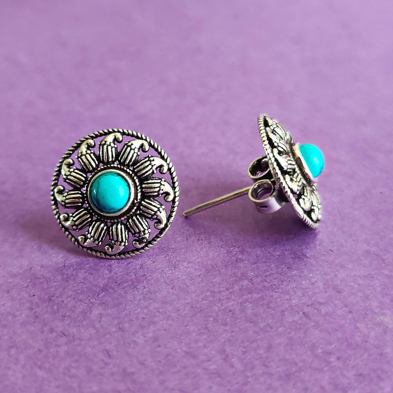 925 Sterling Silver Minimalist Flower Motif Studs Earring in  Turquoise Stone
