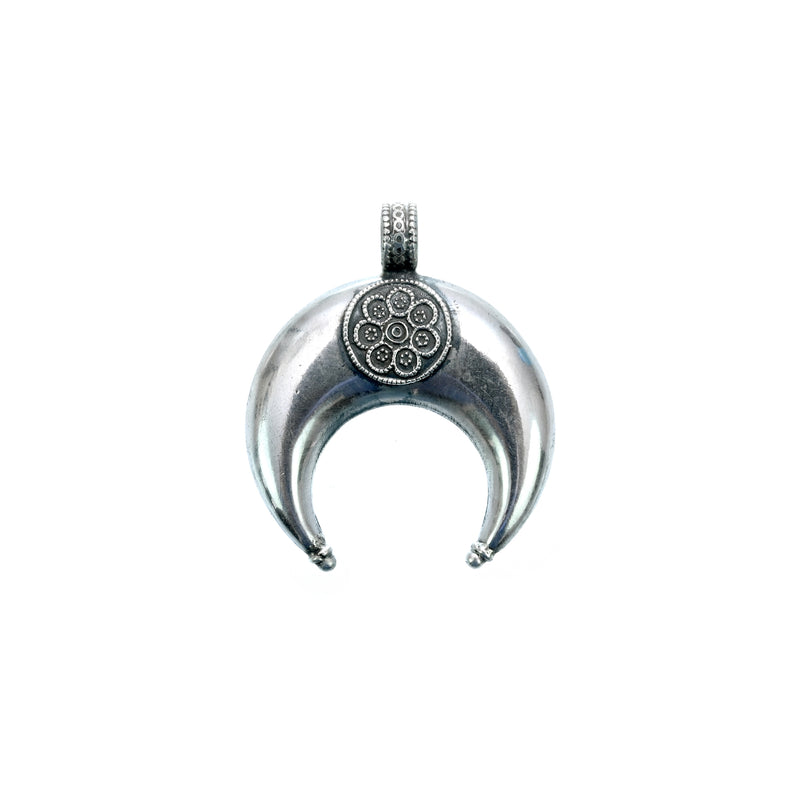 Crystal Pewter Fashion Necklaces & Pendants for sale Crystal Pewter Fashion Necklaces & Pendants for sale